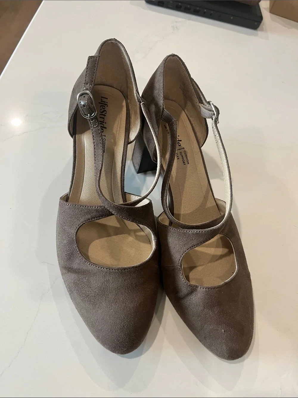 Life Stride Brown Suede Mary Jane Block Heel Pumps